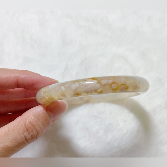Flower Agate/ Cherry Blossom Agate Bangle - Picture 5 of 6